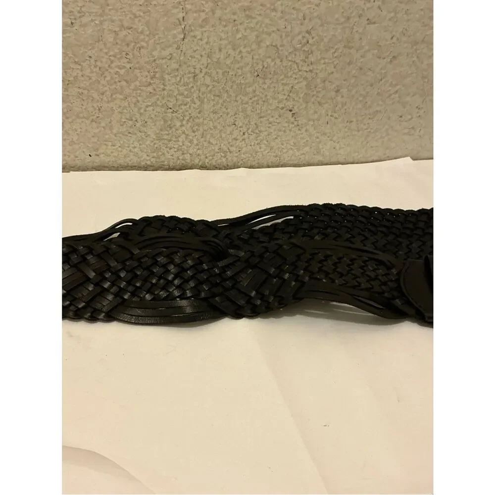 N/A wide woven